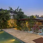 Casa Mattos Mansion II